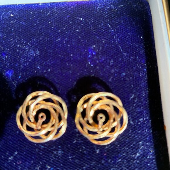 18k Gold Earring Jackets - Picture 3 of 5